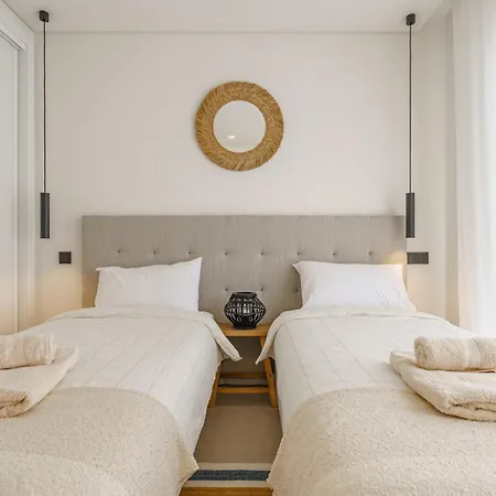 וילה Casa Evangeline, Luxury With Ocean View לוריניה